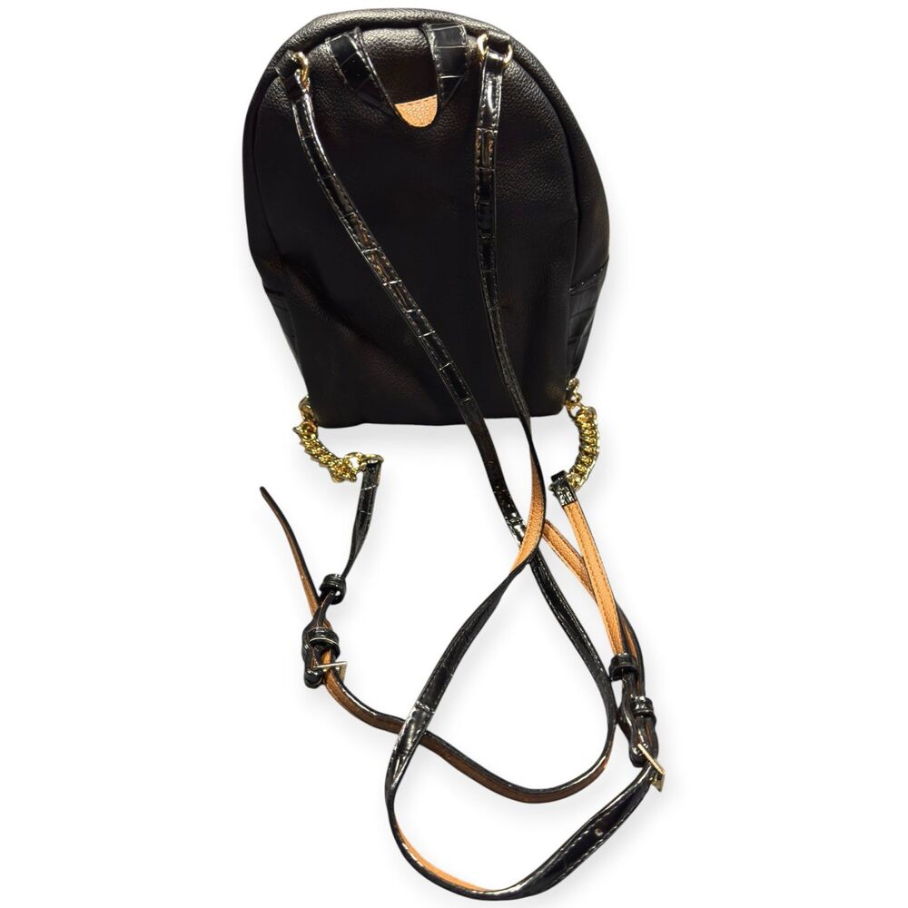 Victoria’s Secret Small Backpack and‎ Wristlet Set The Victoria Croc Block - Picture 3 of 8
